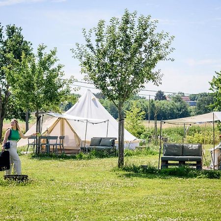 Pluimpapaver Hotel & Glamping Aarschot Exteriör bild